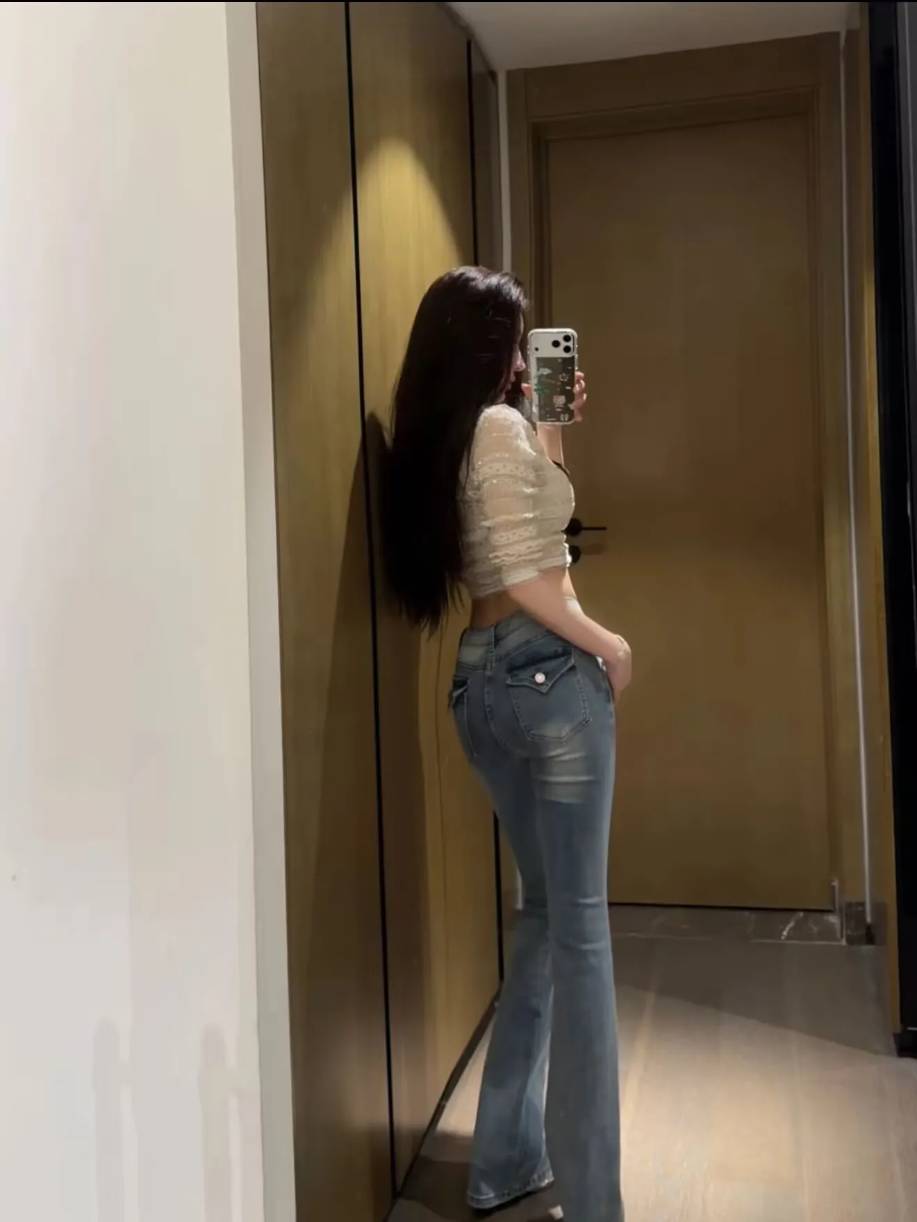 

High Waist Bell Bot Blue Jeans Women's Autumn New Sle ket Design Slimming Effect Long Pants Casual High Waist Jeans