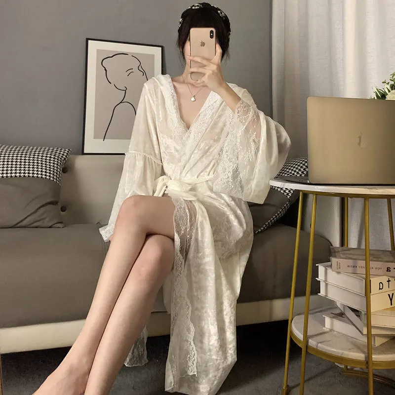

Gold Velvet Women Bathrobe Lace Patchwork Solid Spring Autumn Ladies Dressing Gown with Sashes Sexy Hooded Palace Style Robes