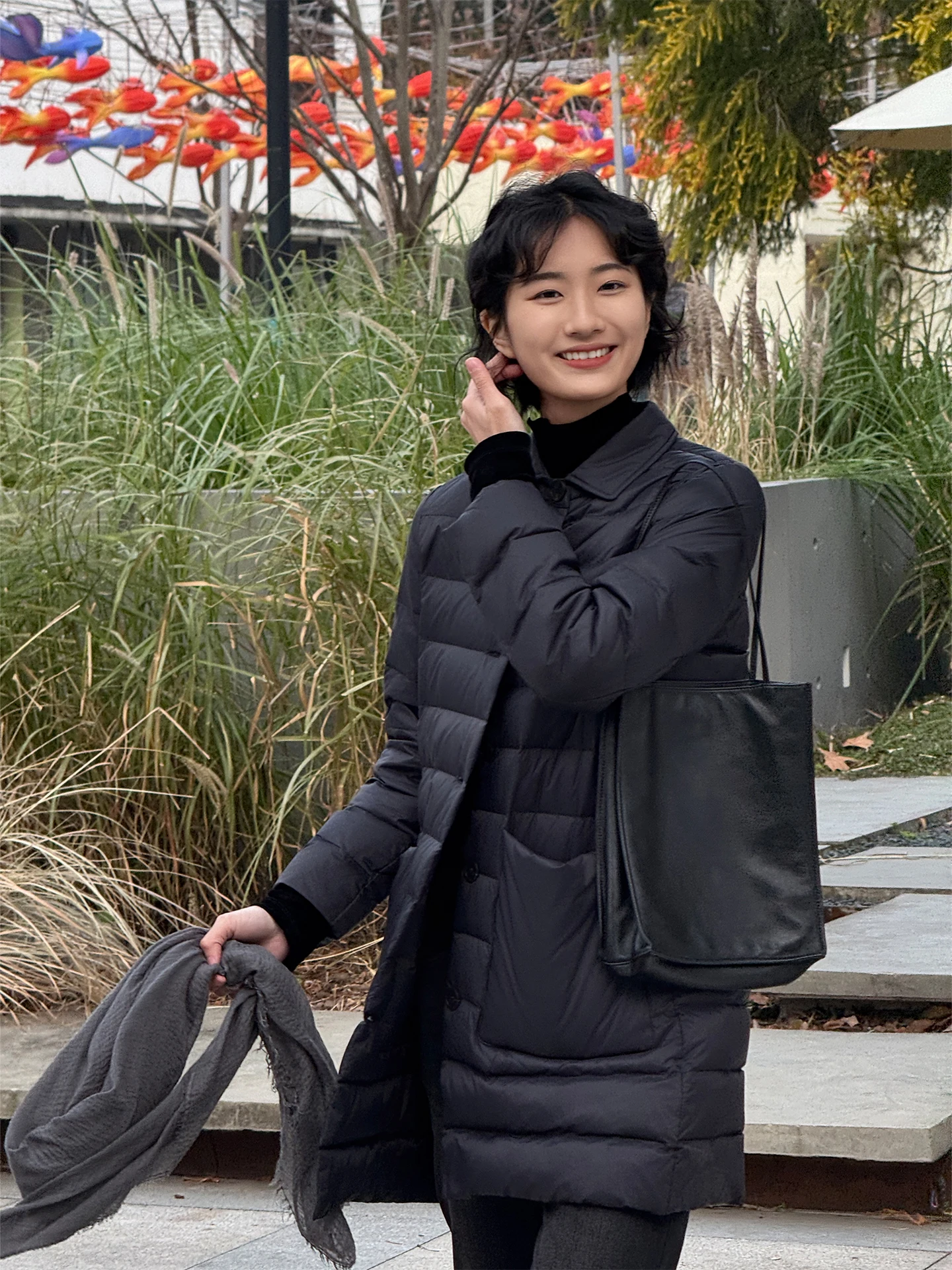 

Повседневная женская куртка из гусиного пуха средней длины свободного кроя с отложным воротником, зимнее пальто из теплой нейлоновой ткани, новинка зимы 2025 года