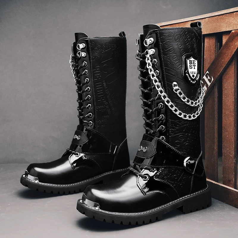 

Мужские кожаные мотоциклетные ботинки, модные ботинки до середины икры на платформе с цепочкой, мужские ботинки в стиле панк с готическим поясом, дизайнерские байкерские ботинки для мужчин