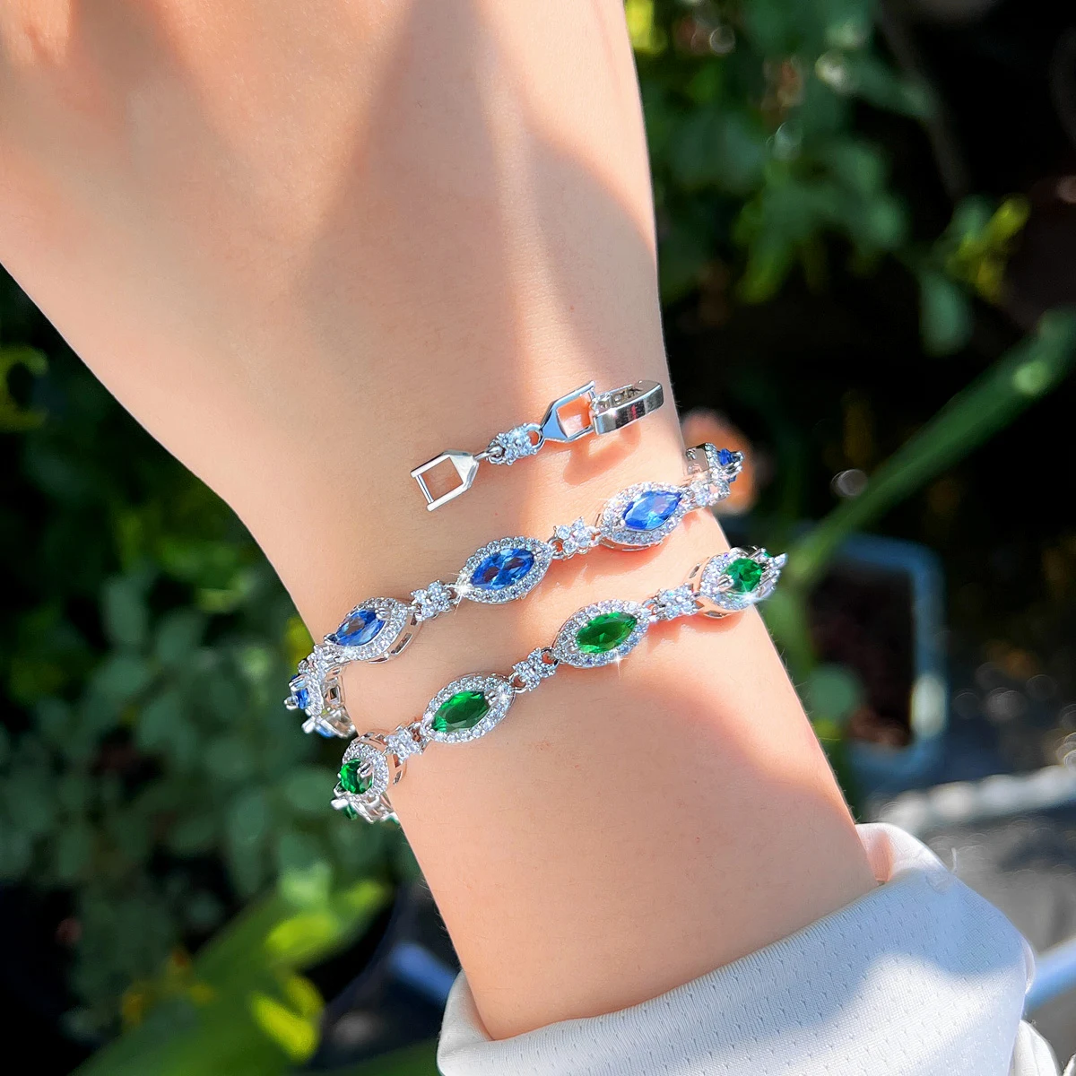 CWWZircons Exquisite, trendige, weiße CZ-Mikro-Pavé-Tennisarmbänder in ovaler Form für Damen, Hochzeit, Verlobung, Schmuckgeschenk S0279 – Detail 10