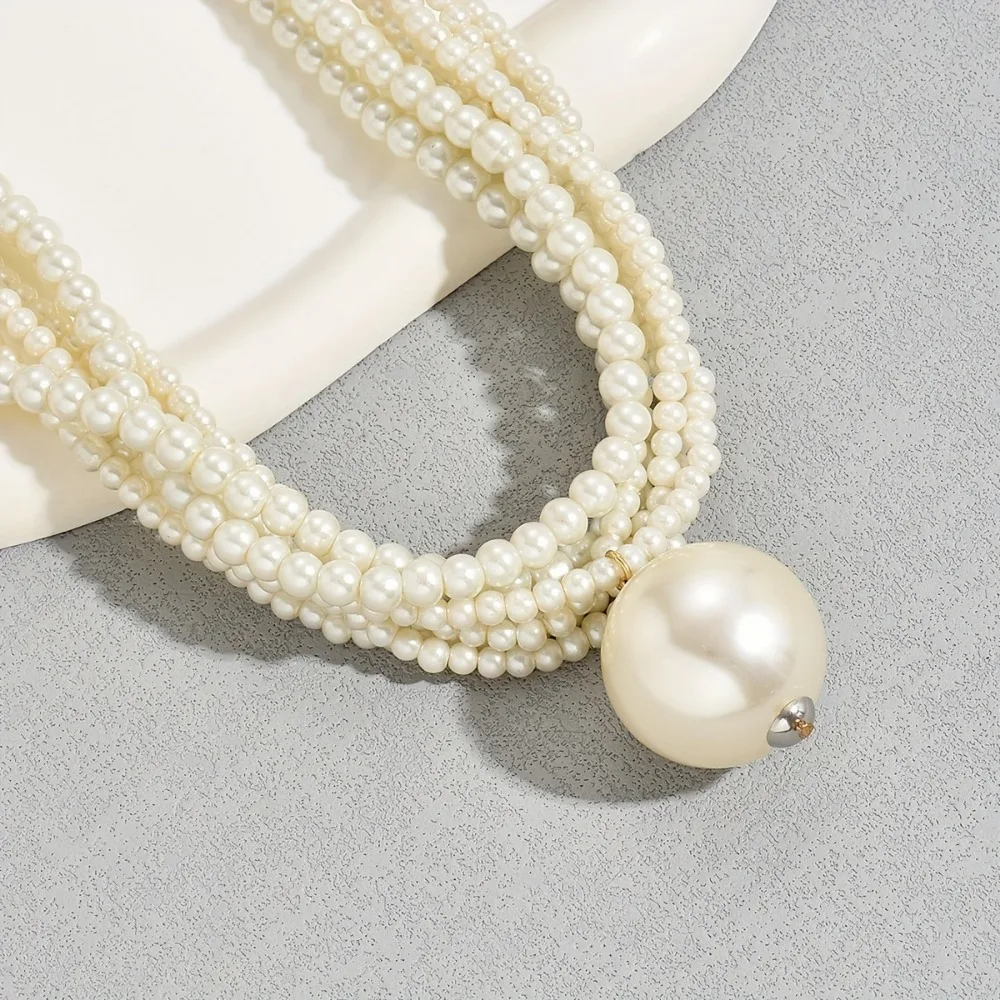 Dazzling Big Faux Pearl Necklace - Timeless Elegant Design for Evening Glam - High-End Imitation Clavicle Chain Jewelry