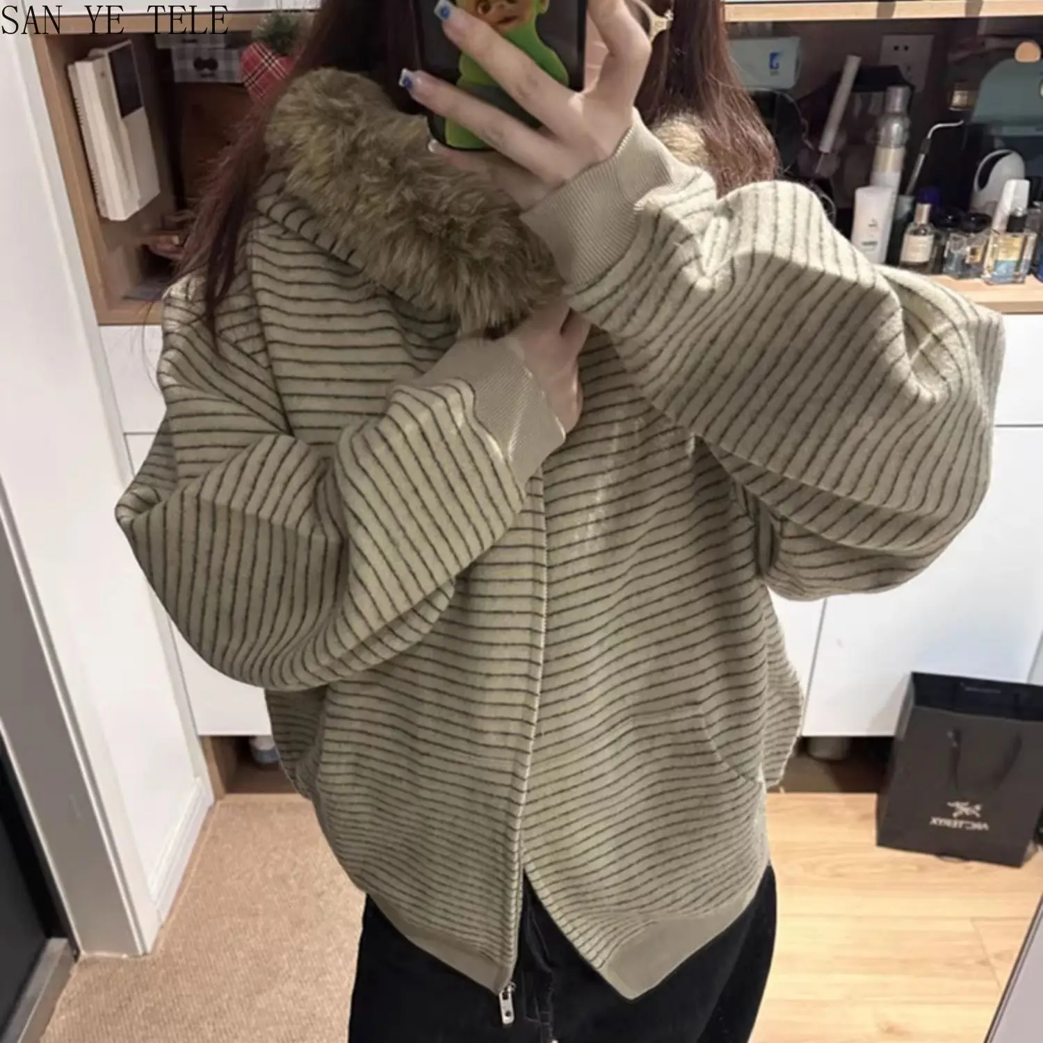 

Retro Striped Loose Warm Hooded Coat Women's Thick Fur Collar Long Sleeved Sweatshirt Korean Autumn Winter Cardigan Sweatshirt