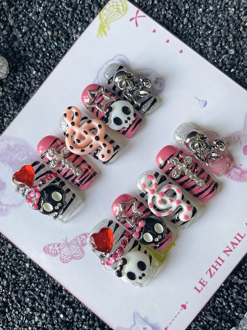 Y2K Hot Girl Totenkopf-Press-O – Nail Art Zebra Design Bewertung und Preis