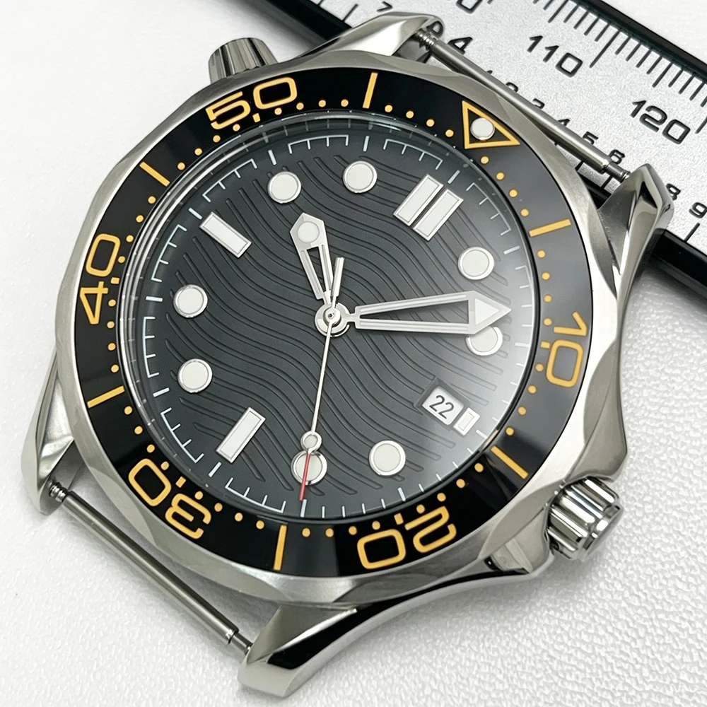 2025 Men's Watch Miyota 8215/ST1612 Mechanical Watch Ceramic Bezel Black Dial - No Strap Included Suitable for 20MM Wide