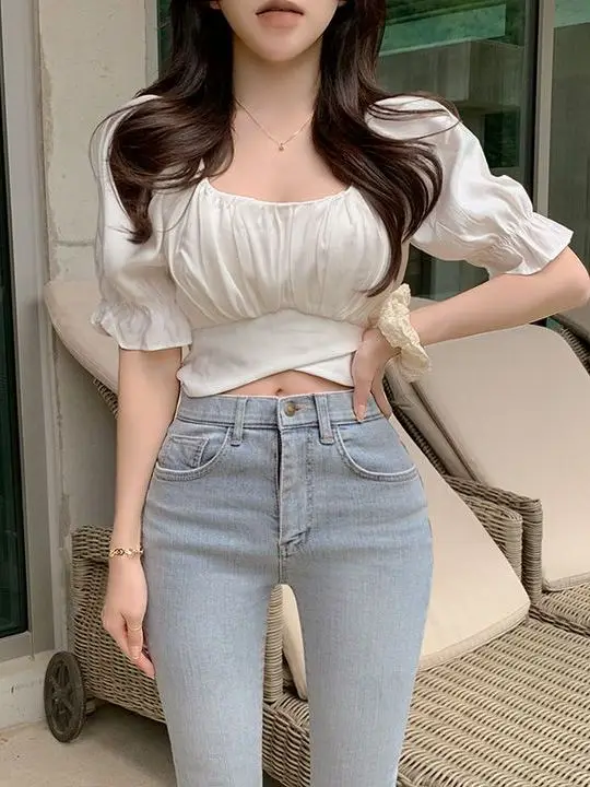 

Chic Short Knot Back Shirt Women's Summer Style Square Collar Bubble Sleeve Elegant Top French Style Waist-Cinching...