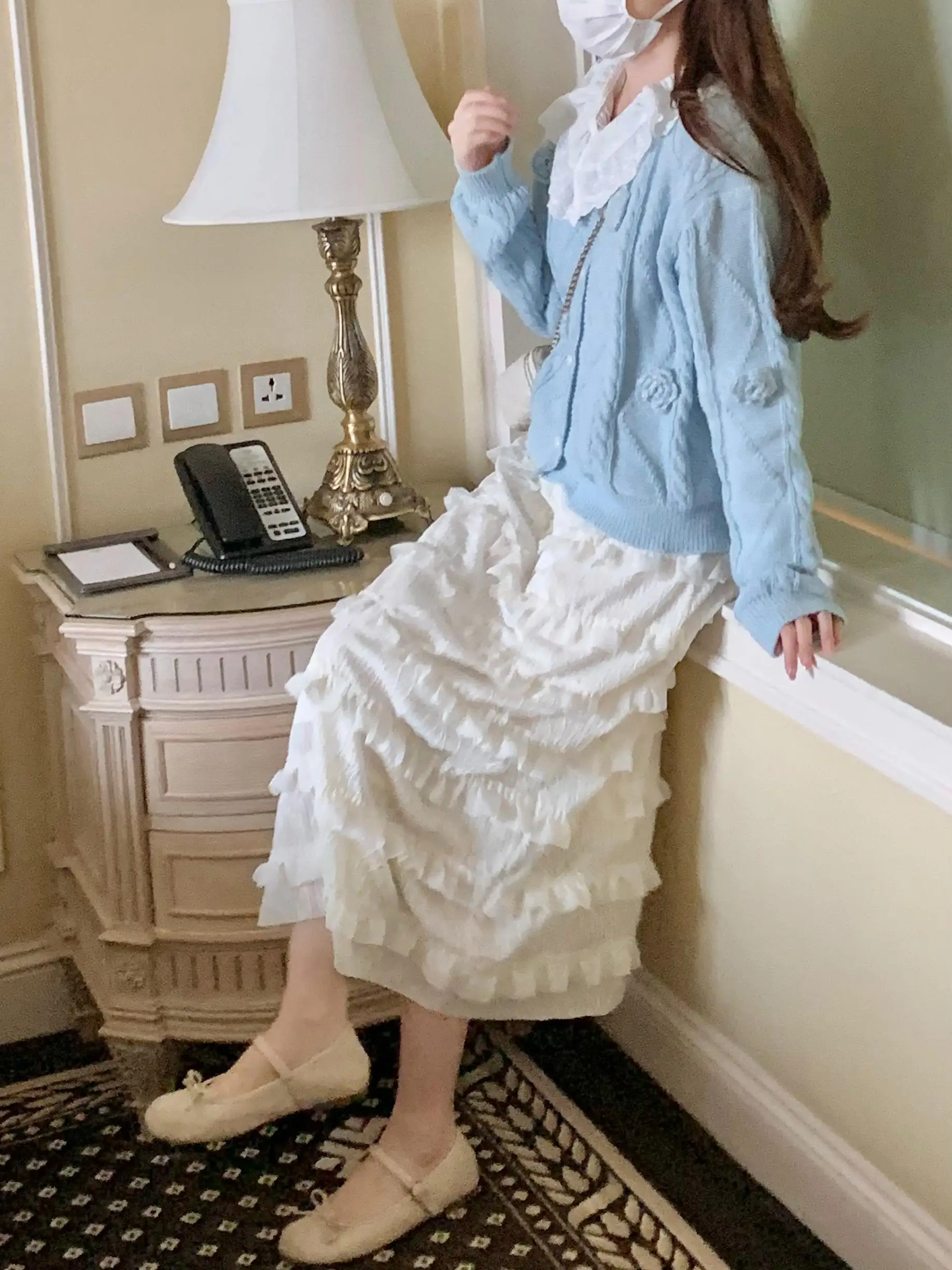 

Женский вязаный кардиган с круглым вырезом, нежно-голубой, с цветочным узором, теплый, термо, А-силуэт, с длинными рукавами, для повседневной носки, в стиле кэжуал