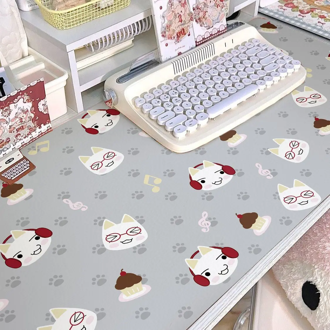 Leather Desk Pad Protector Cute Polka Dots Anime Strawberry Mouse Pad Office Desk Mats Waterproof Oilproof PU Desk Keyboard Pad