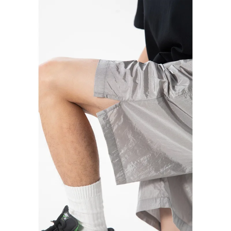 와이드 허리밴드 디자인 스포츠 캐주얼 반바지 여름 신상 메탈 텍스처 살짝 주름진 트렌디 루즈핏 5부 팬츠 스웨트 ‌   JK82로 번역하세요