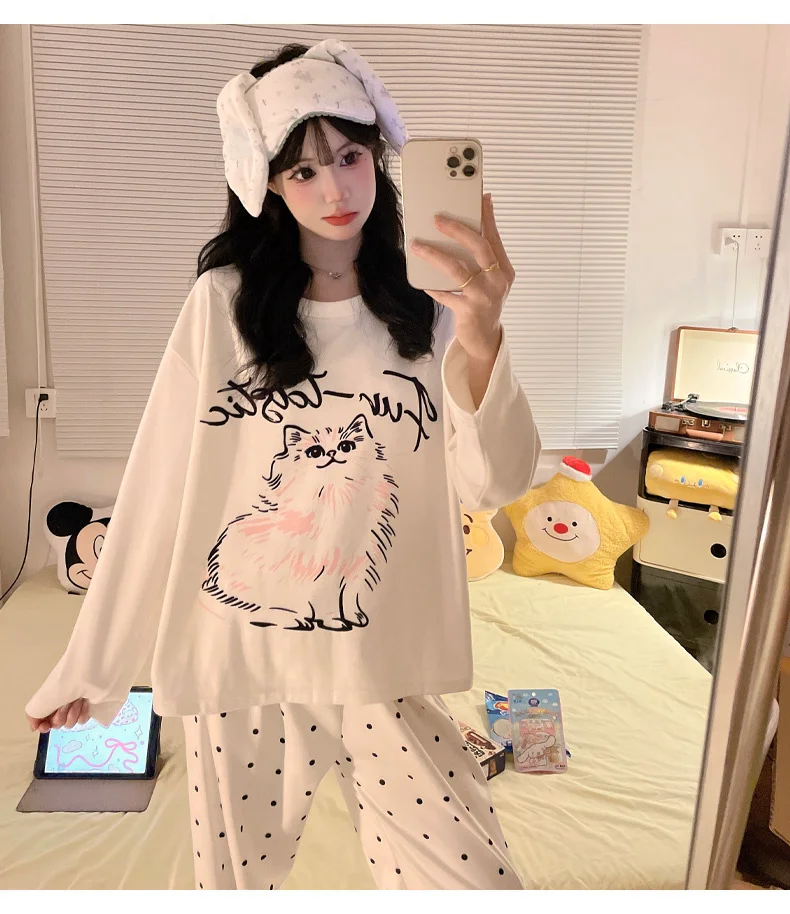 

Комплекты пижам черного цвета для женщин: красные хлопковые пижамы с минималистичным принтом для сна и отдыха, с эластичной талией, вырезом-лодочкой, без рукавов, укороченные брюки