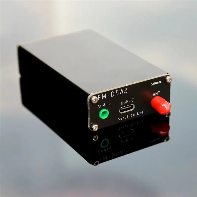 Stereo FM Transmitter 0.5W Digital Display Portable Radio Station Equipment Long Range 2000 Meters 76-108Mhz Broadcast