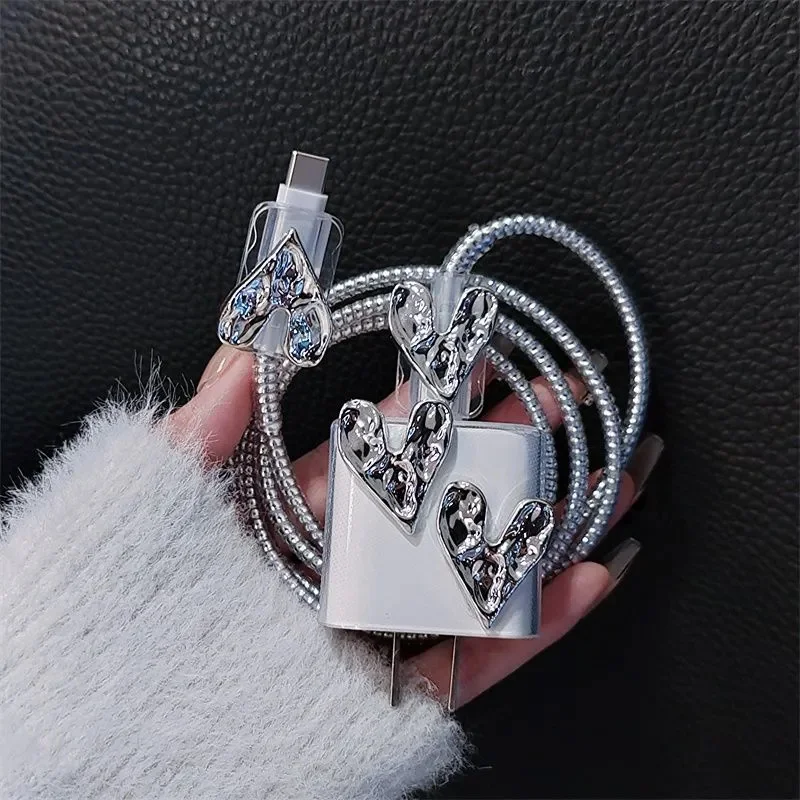 Korea Cute Love Heart Transparent  Black Charger Cover For IPhone 11 12 13 14 15 18/20W Charge Protection Cover Charger Sleeve