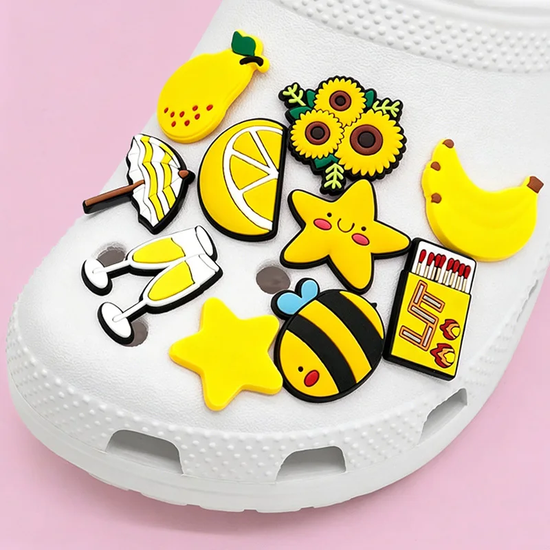 1/25 Stück gelbe Schuhanhänger, Blumen, Früchte, Stern-Schuhdekorationen, Bananen-, Birnen-, Chrysanthemen-Pins für Frauen und Mädchen, gelbe Pins – Detail 4