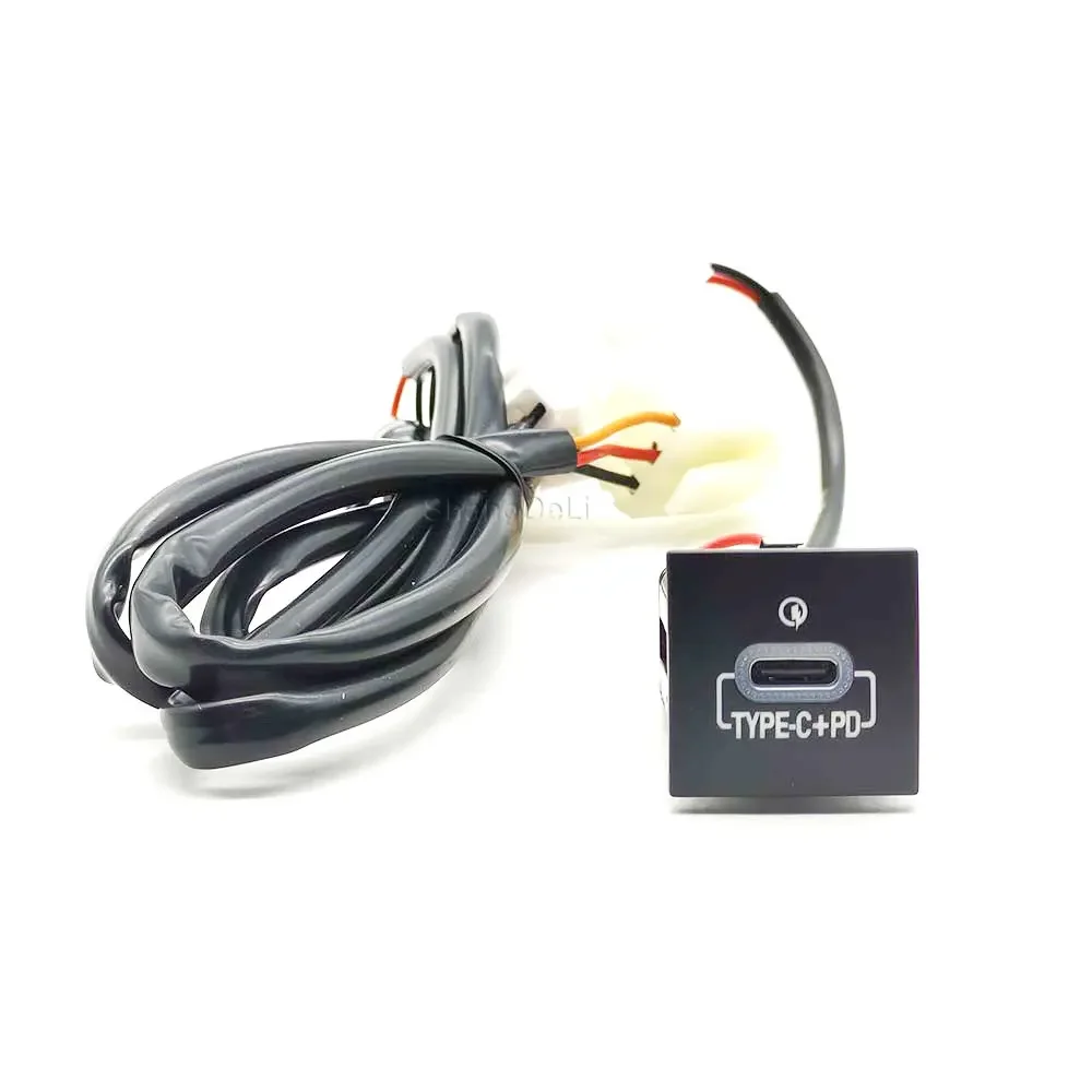 شاحن سيارة PD نوع C شحن سريع الهاتف محول الشحن زر لشركة فولكس فاجن جولف 6 Mk6 جيتا 5 MK5 EOS شيروكو 2006 - 2012