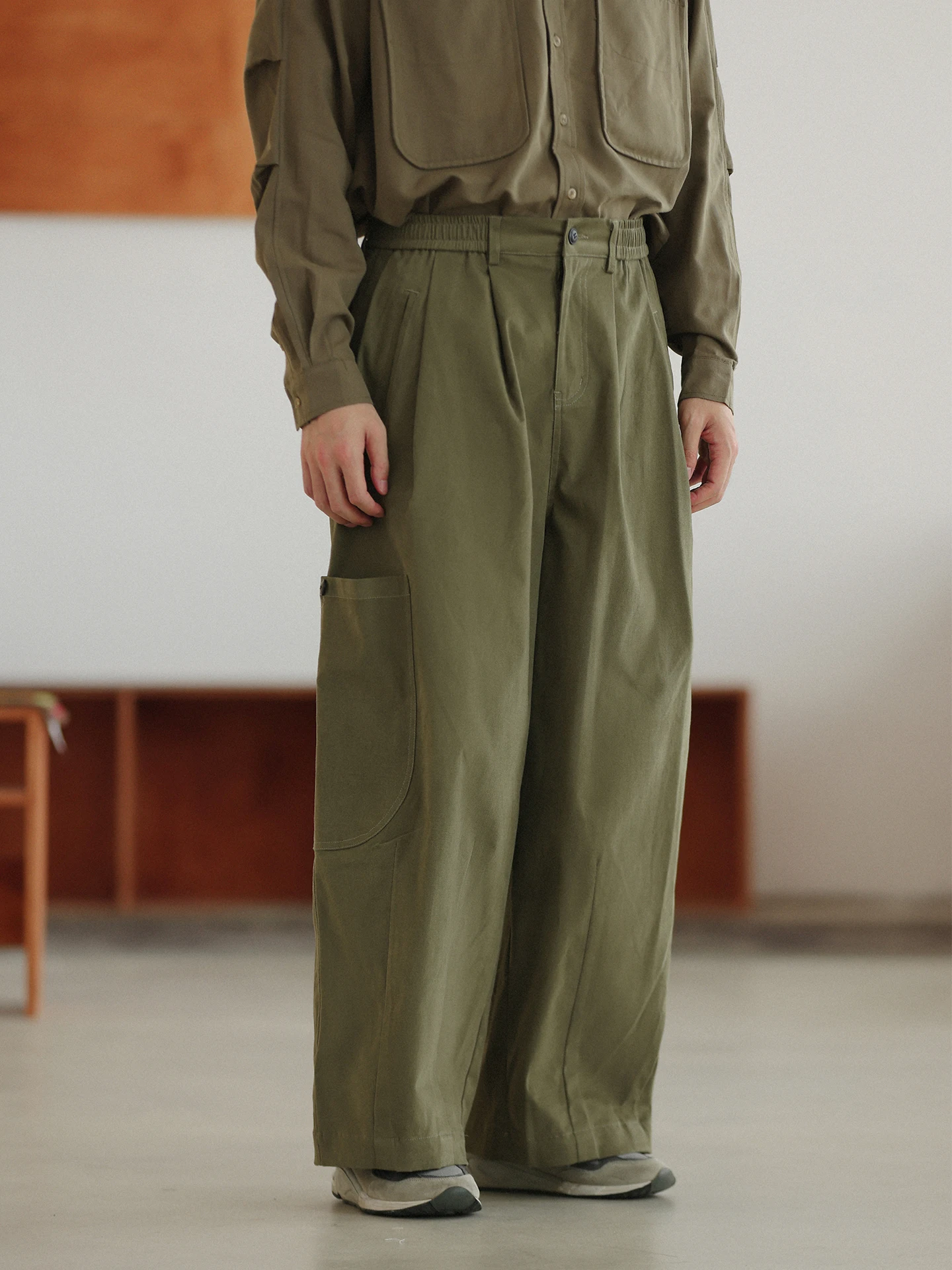 

Брюки Noears Japanese Sle een Fce, повседневные, весенне-осенние, свободные, прямые, с эластичной талией, с боковыми карманами, дышащие, из хлопка.