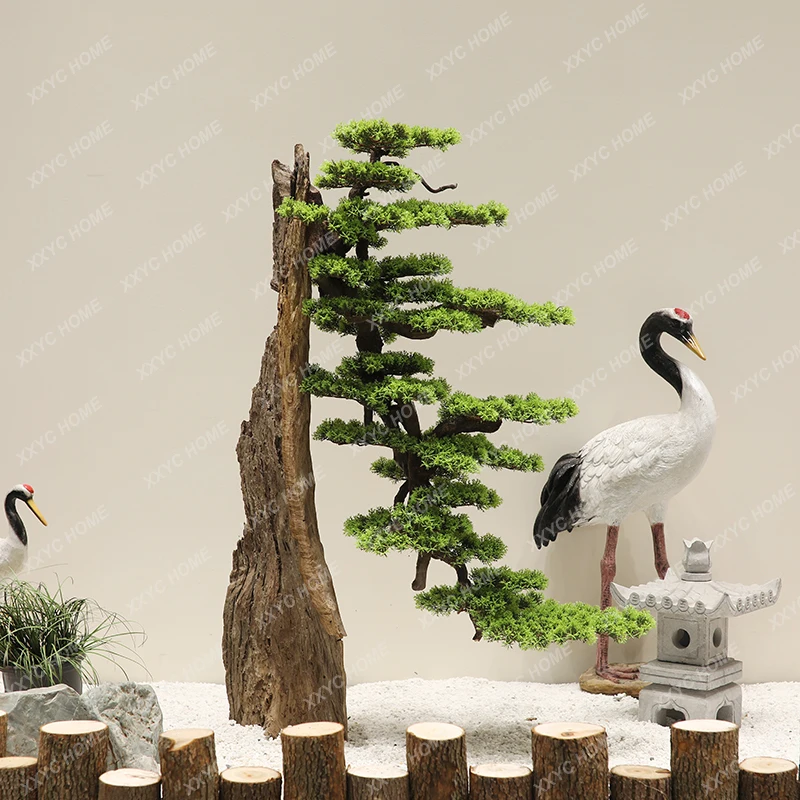 weathered wood modeling pine simulation welcome pine beauty pine Luo Hansong film and television base large landscaping tree