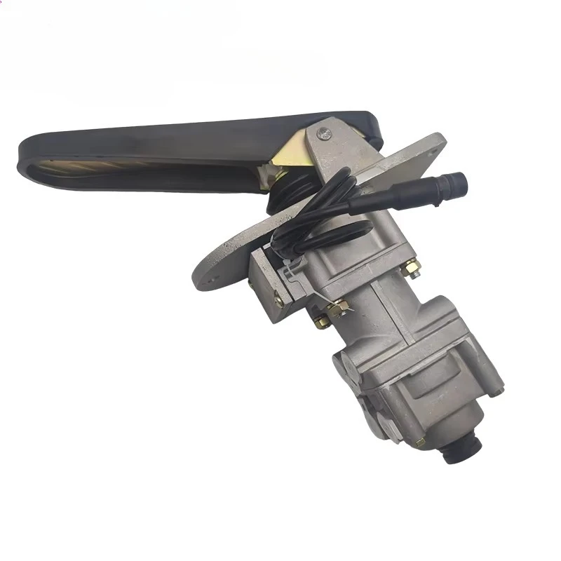 

Heavy Duty Truck Accessories Parts 4613180010/4613180490 Foot Brake Valvecustom