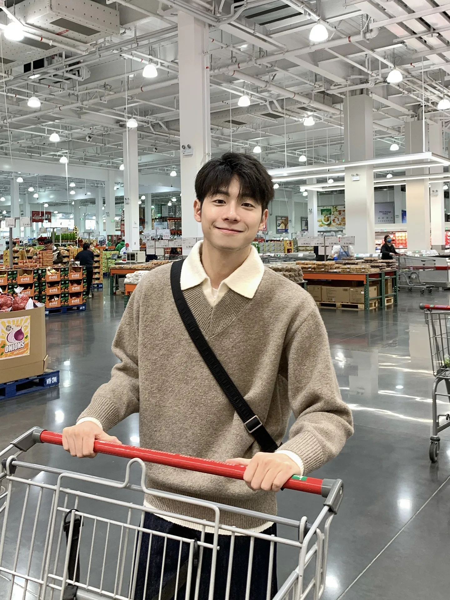 

Мужской шерстяной свитер свободного кроя, повседневный, с эффектом двухслойности, теплый и уютный, для осени и зимы