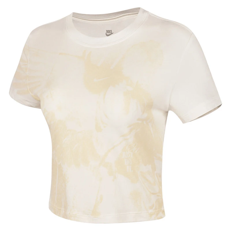 

NIKE Women's AS W NSW NK CHLL Sports and Leisure Short sleeved T-shirt HV5001-133