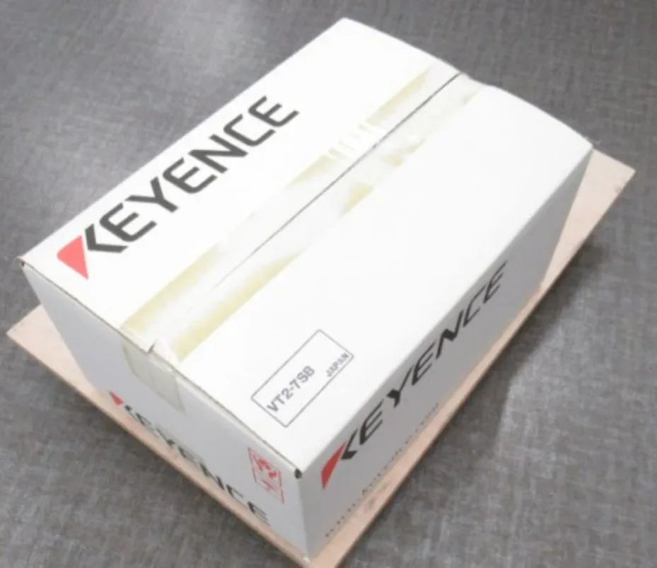 1PC  KEYENCE VT2-7SB VT27SB Touch Screen New In Box  In Stock #familitrade
