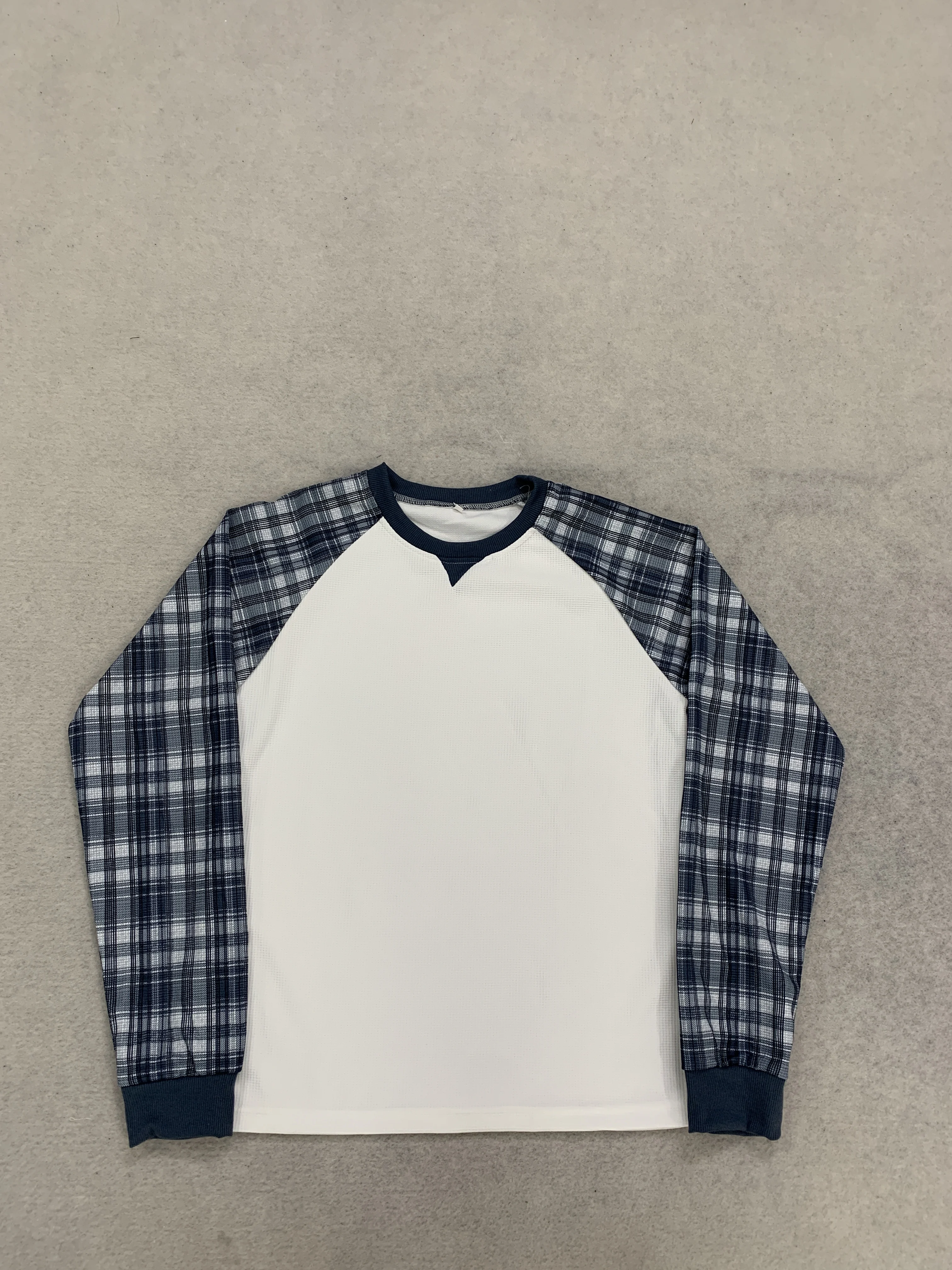 Retro-Trend Rundhals-Langarm-Waffel-T-Shirt mit Karomuster und Farbkombination, Herbst- und Winter-Modetrend, Neu, Unisex – Detail 4