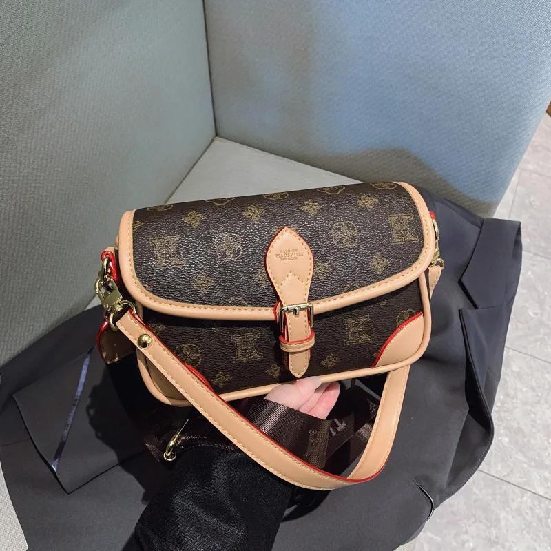 Bag Femininity presbyopia shoulder bag retro small square bag temperament shoulder messenger bag