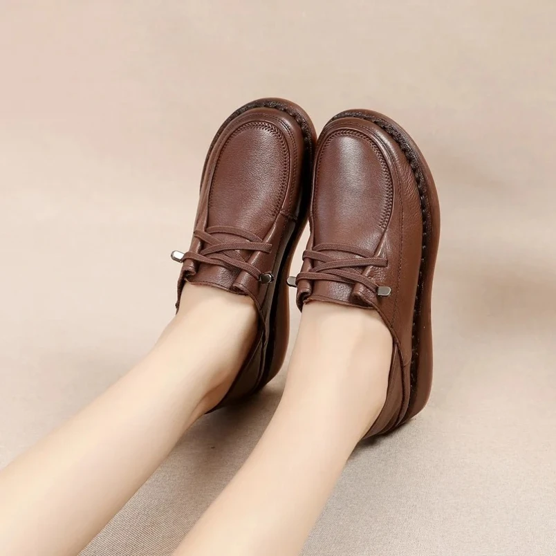 2025 أحذية ناعمة امرأة الشقق الإناث الخف الخريف قباقيب منصة فستان جلد طبيعي الخريف الزواحف الرجعية الجدة مريحة