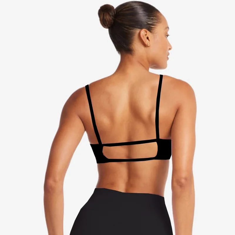 ملابس اليوغا المكونة من قطعتين من PMWRUIN للنساء: حمالة صدر رياضية بظهر Strappy وسراويل ضيقة قابلة للتنفس وقابلة للتمدد للياقة البدنية واليوجا والجري