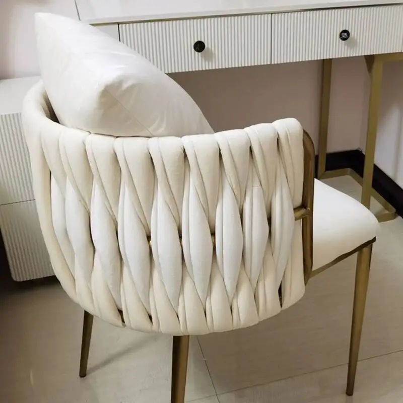 Metal Upholstery Fabric Dining Chairs Luxury Multicolor Vip Beauty Salon Chair Design Makeup Tables Cadeiras Bedroom Furniture
