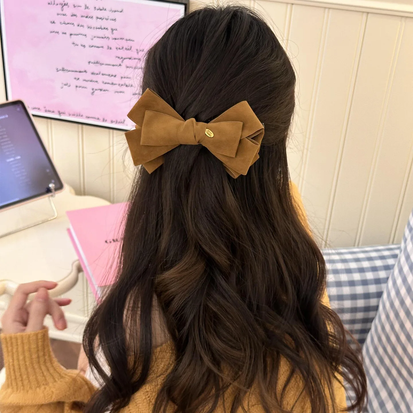 1pc Suede Bow Banana Clip Maillard Style Gold Label Volume Boosting Hair Claw for Women High Ponytail Half Up Hairstyle Elegant