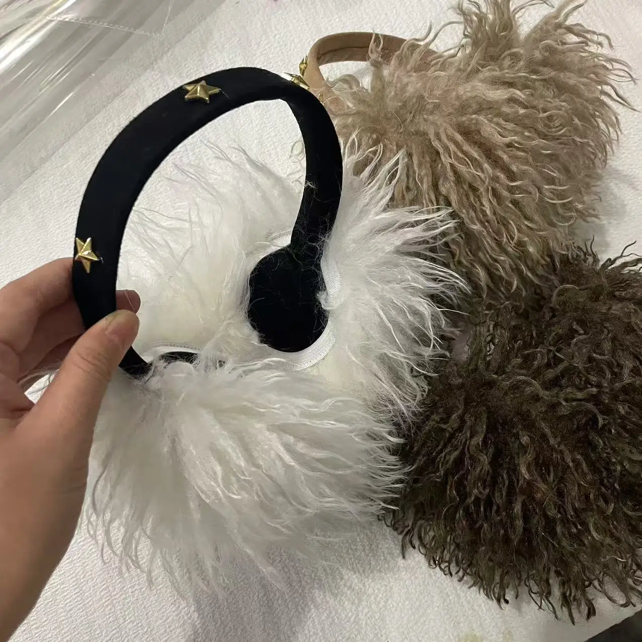 

Anjj New Star Errmuffs Fashion Elegant Temperament Woman Earmuffs Winter Warm Windproof Ear Protect Ear Warmer