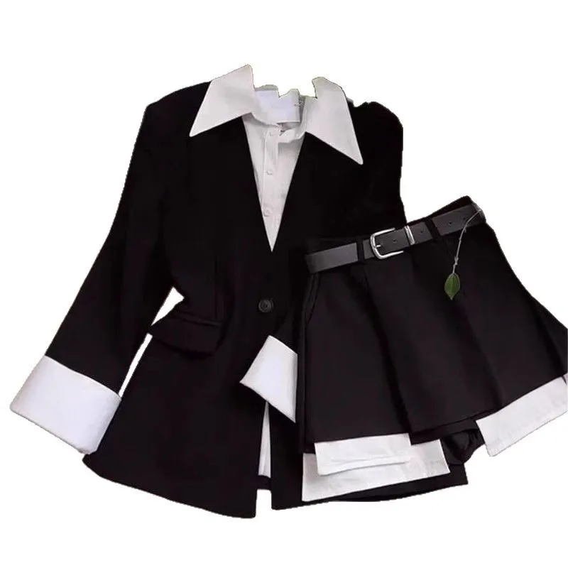 Immagine 3: Elegante Completo da Donna 3 Pezzi Nero e Bianco a Contrasto, Blazer con Risvolto + Camicia + Gonna Plissettata a Vita Alta con Cintura