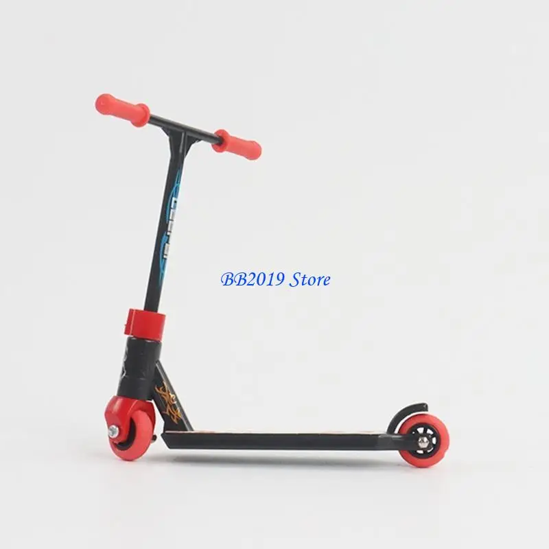 Q0KB Xe trượt ngón tay mini Đồ chơi ngón tay tương tác ván trượt nhỏ để rèn luyện ngón tay