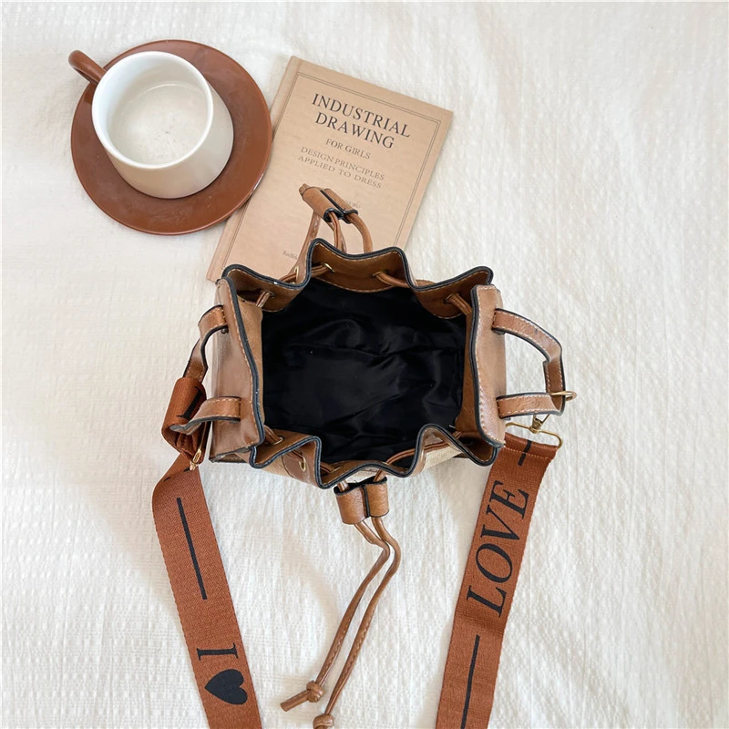 Designer Bucket Bags Versatile Frosted Leather Crossbody Phone Purse Drawstring Handbag Khaki Casual Wide Strap Shoulder Bag