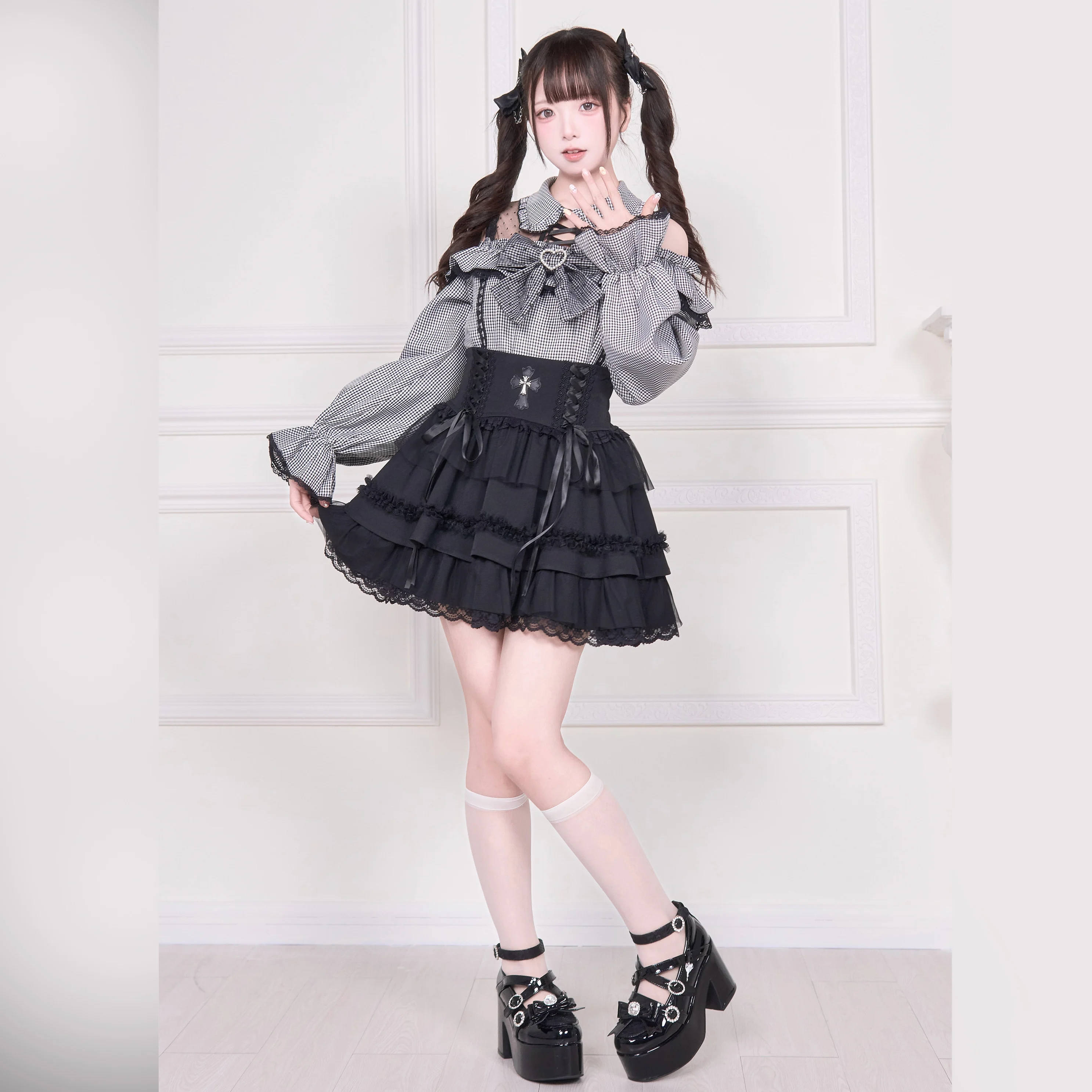 Original Japanese Mine Mass-Produced Black Long-Sleeve Shirt Autumn 2025 New Sweet Bow Off-Shoulder Lo Shirt Mini Skirt Set