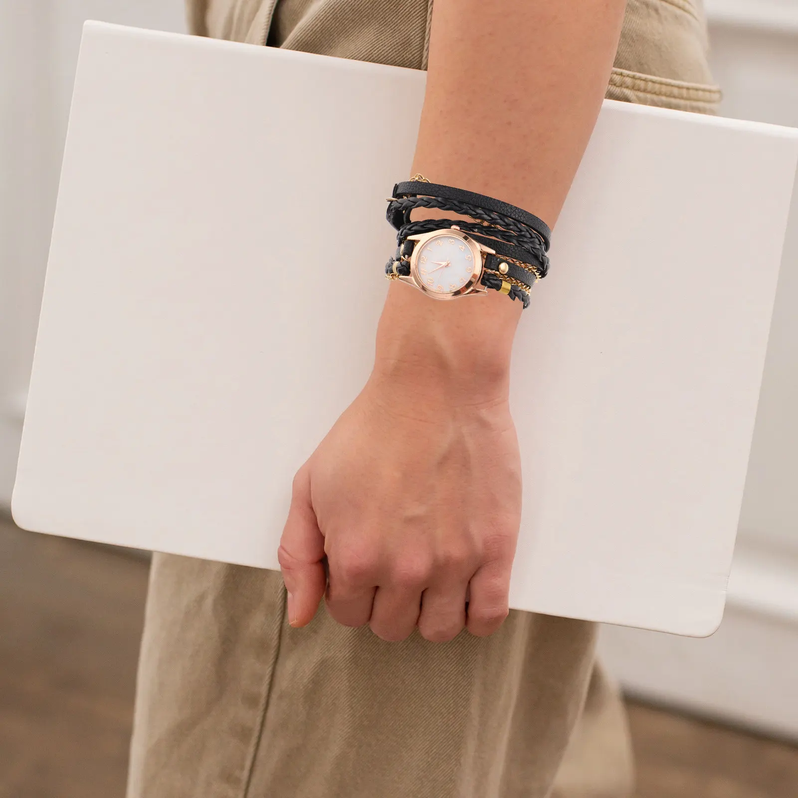 

Женские часы-браслет с изящным плетеным ремешком, легкие, модные, с циферблатом, для повседневной носки, вечеринок, дней рождения, фестивалей, в подарок