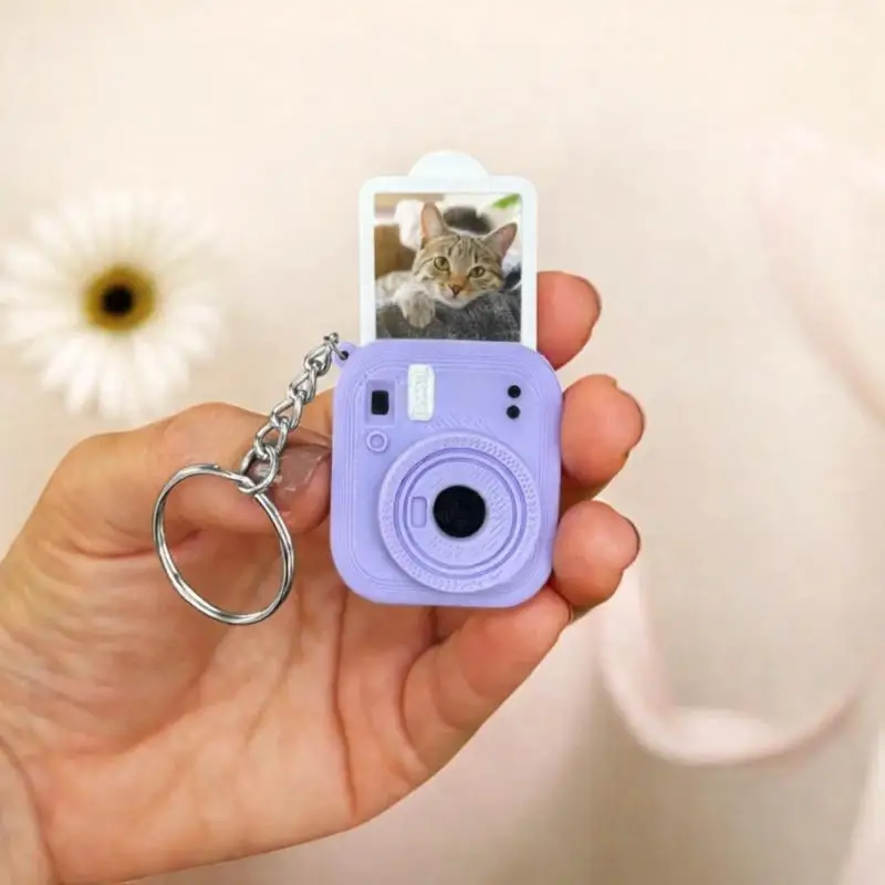 Personalisierter Mini-Instax-Kamera-Schlüsselanhänger mit individuellem Fotofach, niedliches Design für Paar-Jubiläumsgeschenke, Taschendekoration – Detail 2