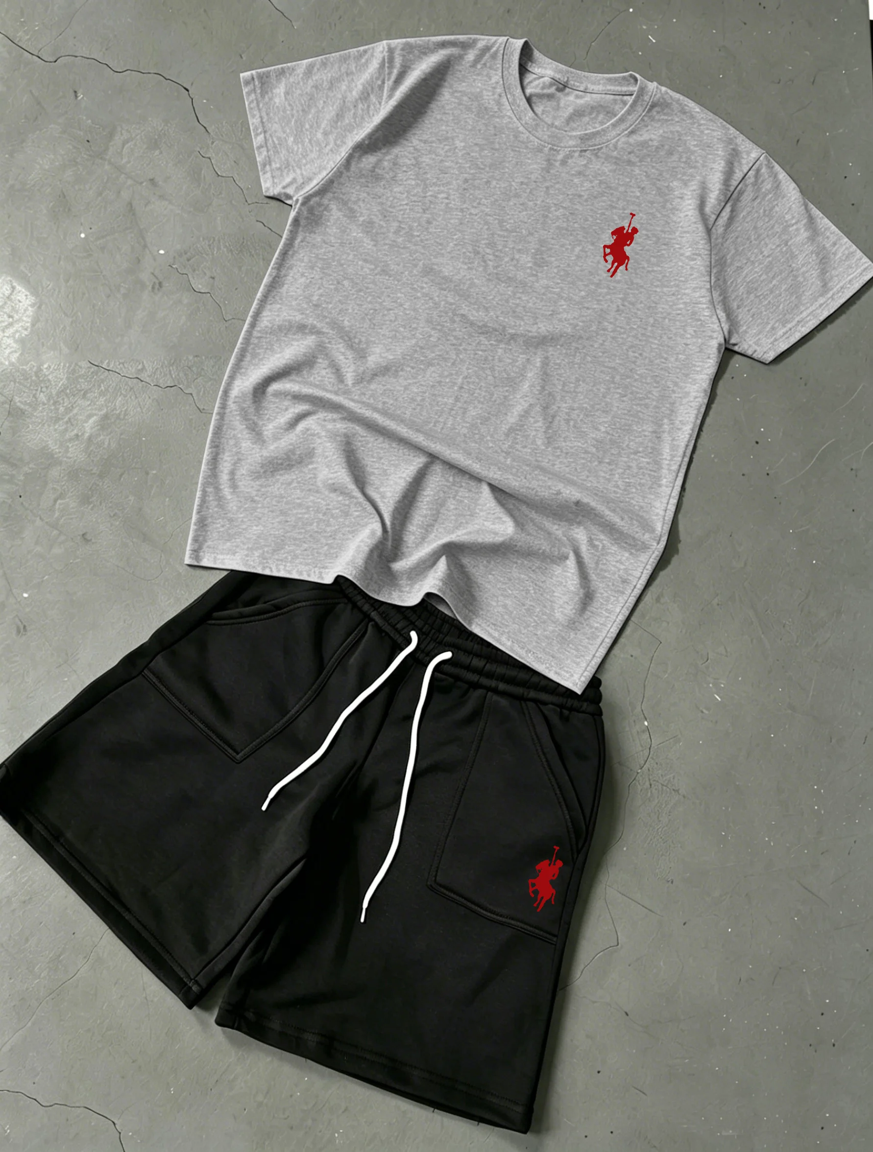 

Unisex Low-key Pony Logo Cotton T-Shirt & Fleece Shorts Set, Classic Versatile Matching Outfit for Men & Women