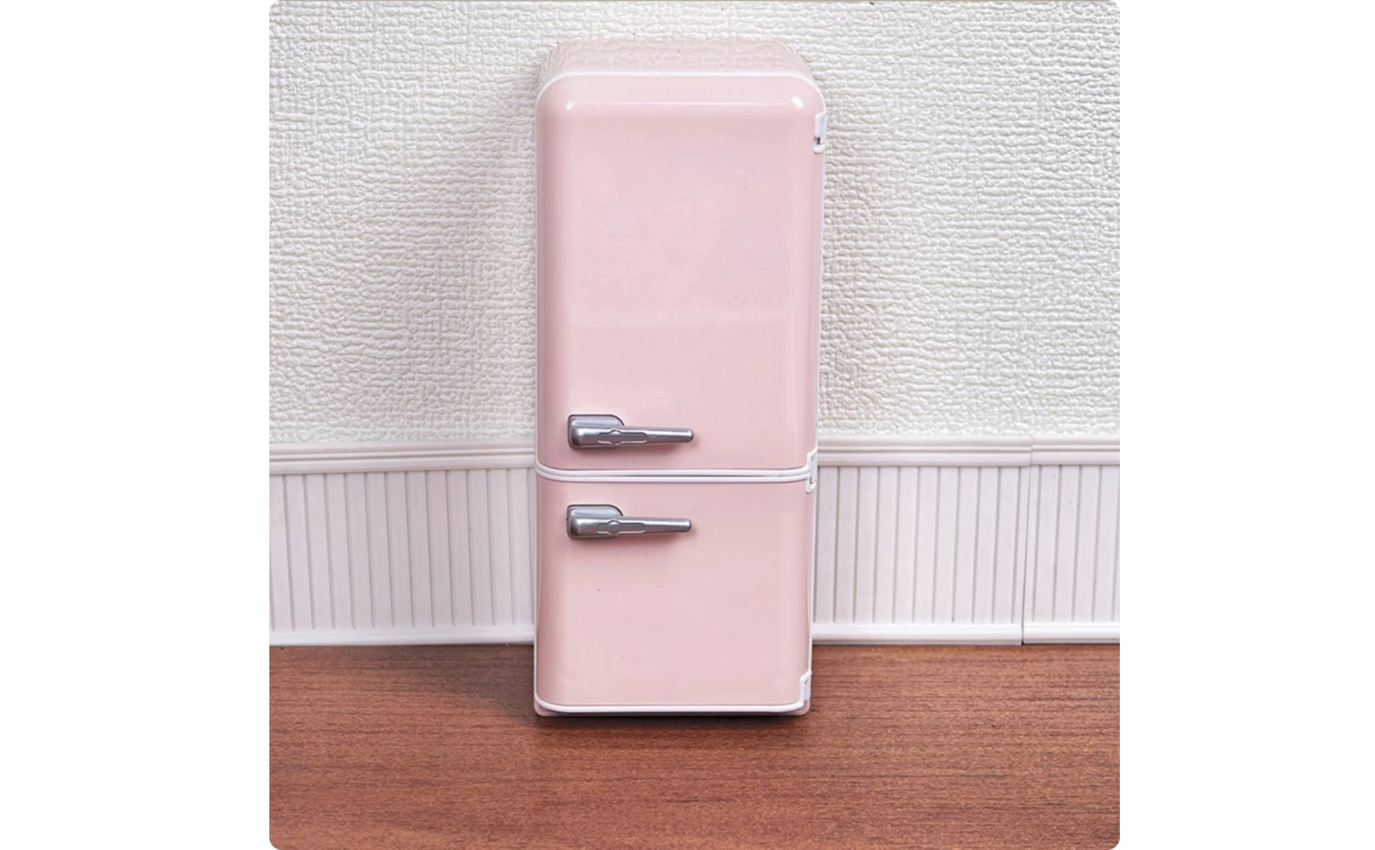 Dollhouse Refrigerator Openable Door Miniature Refrigerator Dollhouse Fridge Freestanding 1:12 Scale Fridge Realistic Dollhouse Refrigerator Openable Door Miniature Refrigerator Dollhouse Fridge Freestanding 1:12 Scale Fridge Realistic