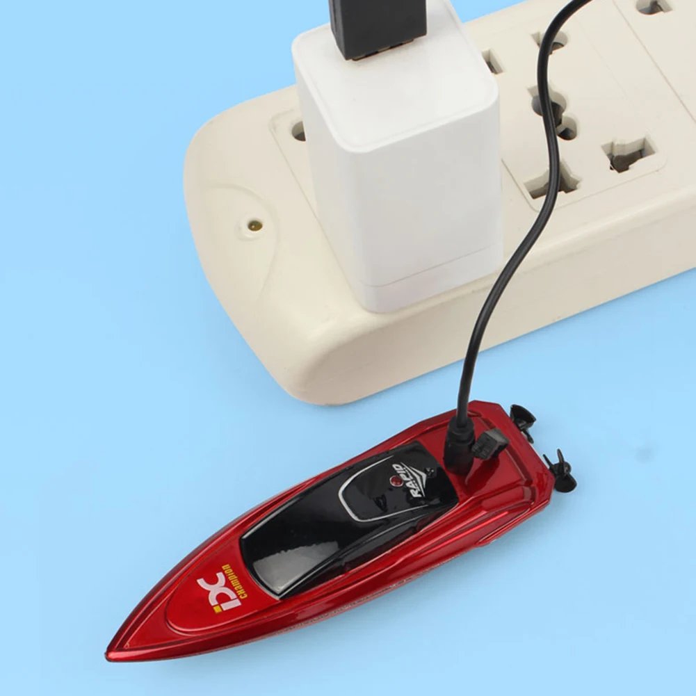 2.4G Mini RC Boat Speedboat Summer Swimming High Speed Rowing Submarine Toys Dual Motor Electric Racing Boat Water Pool Toys