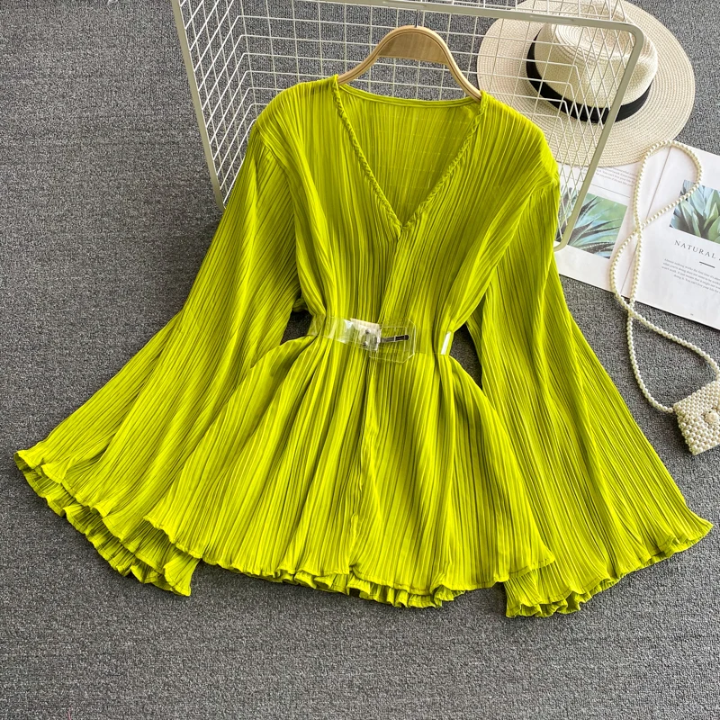 

Women Pleated Chiffon Flare Sleeve Shirts Top Blouse Lady Korean Style Elegant Dinner Banquets Party Date Wedding Birthday Shirt
