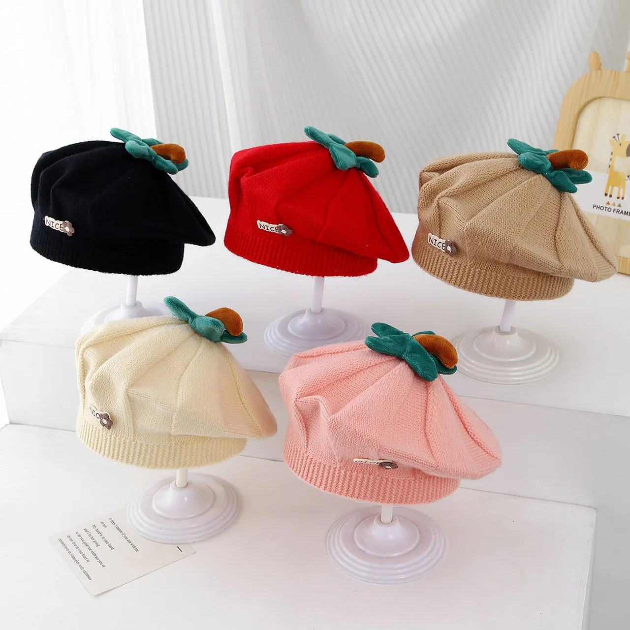 

Зимний теплый вязаный берет с бантом, милая детская кепка художника, однотонная шерстяная шапка, вязаный крючком капот с цветком, детские шапочки 6-30 месяцев