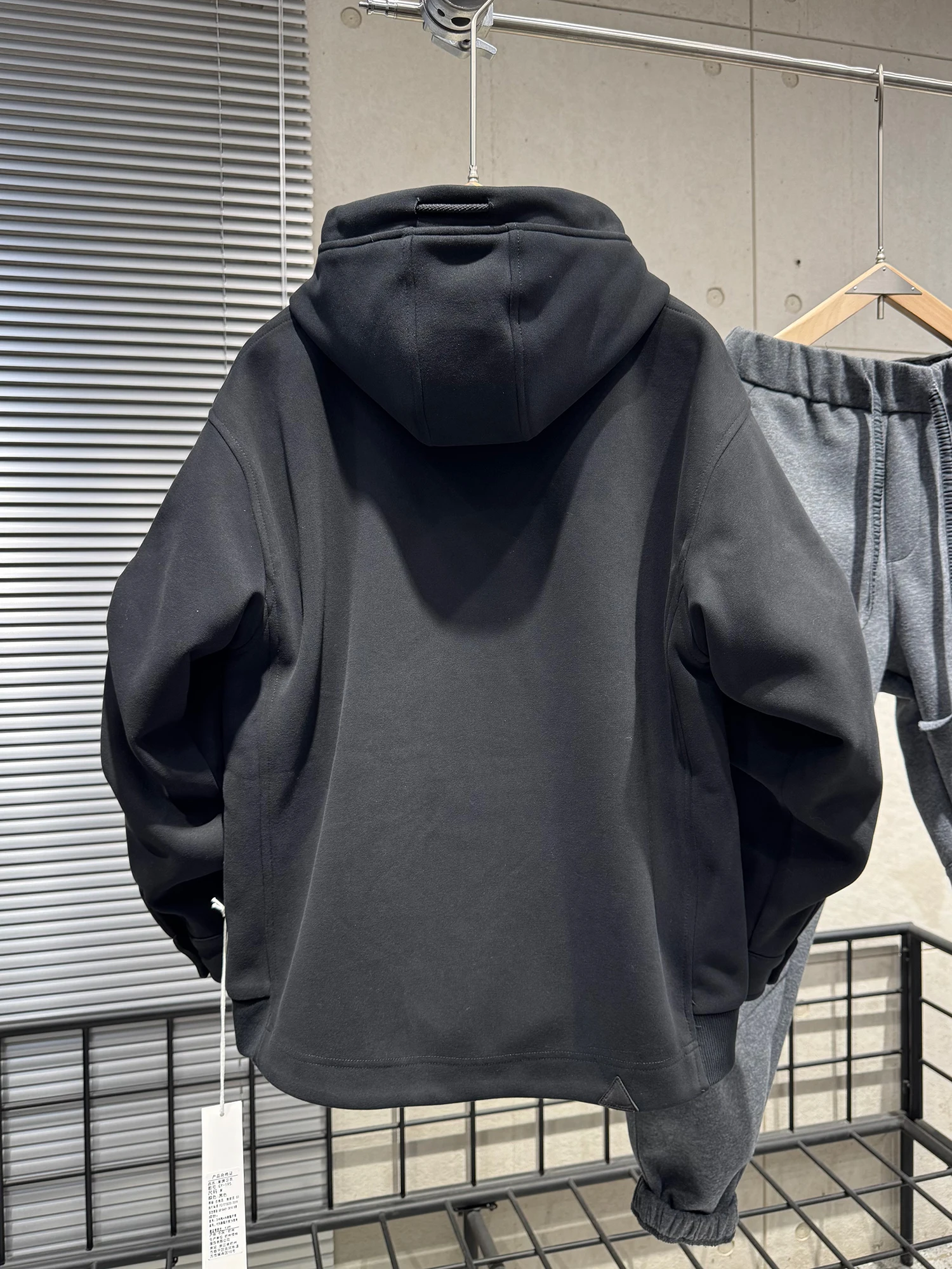 2025 Autumn Winter New Fashion Hooded Sweatshirt Design Sense Simple Pullover Hoodie Jacket Loose Versatile Top for Men