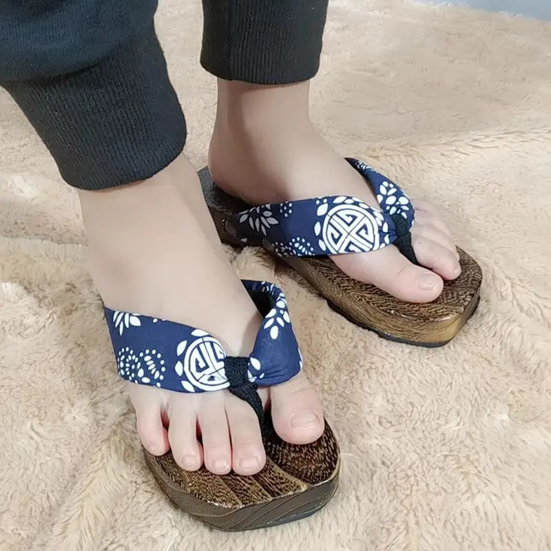 애니메이션 닌자 어린이 코스프레 나무 나막신 소년 소녀 여름 플립 플롭 샌들 어린이 게타 슬리퍼 학생 기모노 댄스 신발