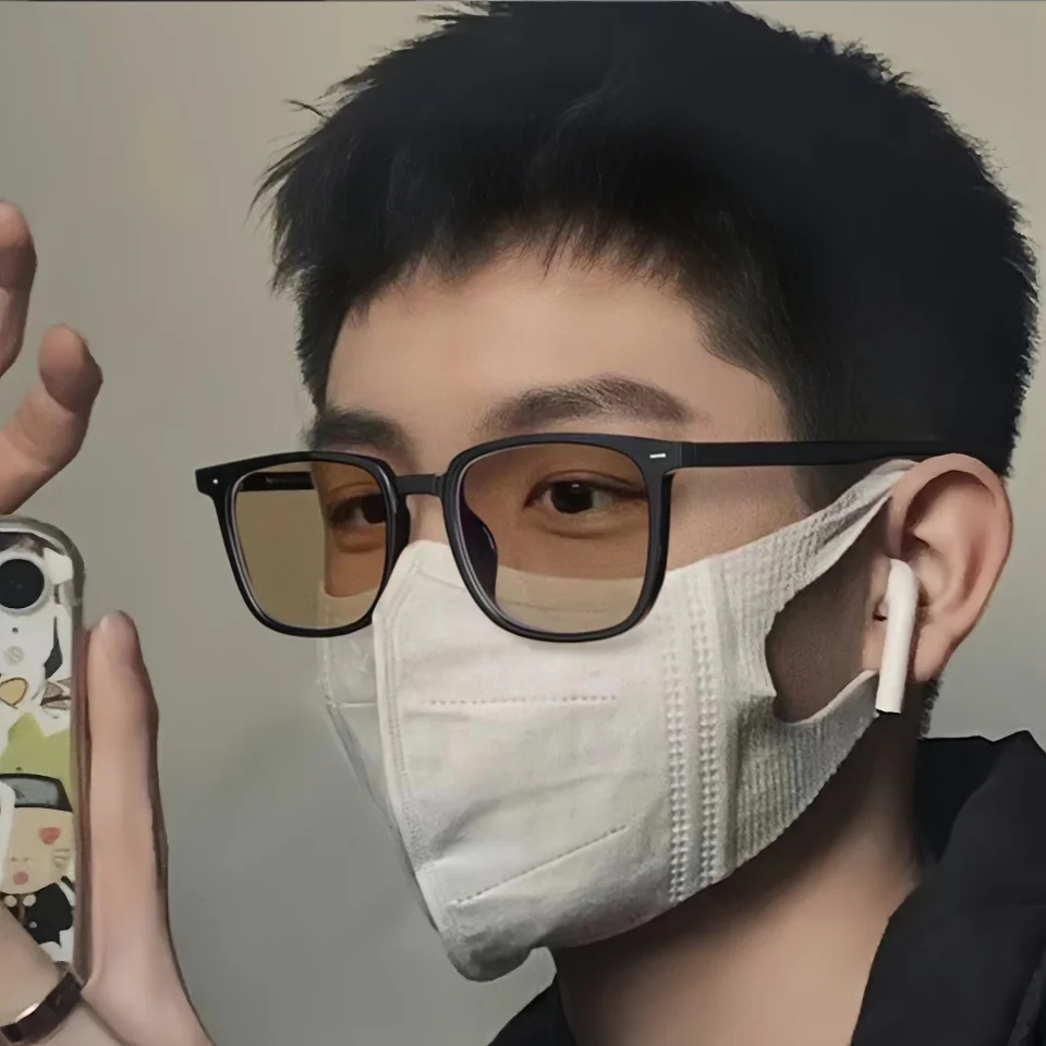 

Новые городские солнцезащитные очки в стиле ретро с зеркальными линзами, простым дизайном с заклепками, квадратной формы, с защитой от солнца и синего света