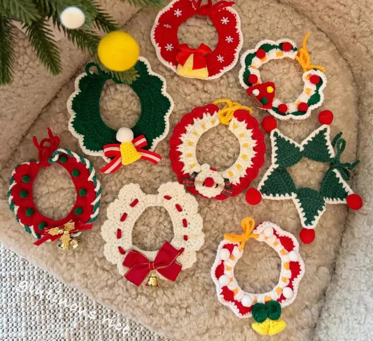 

Pet Christmas decoration dog bib cat saliva towel cute wool woven scarf