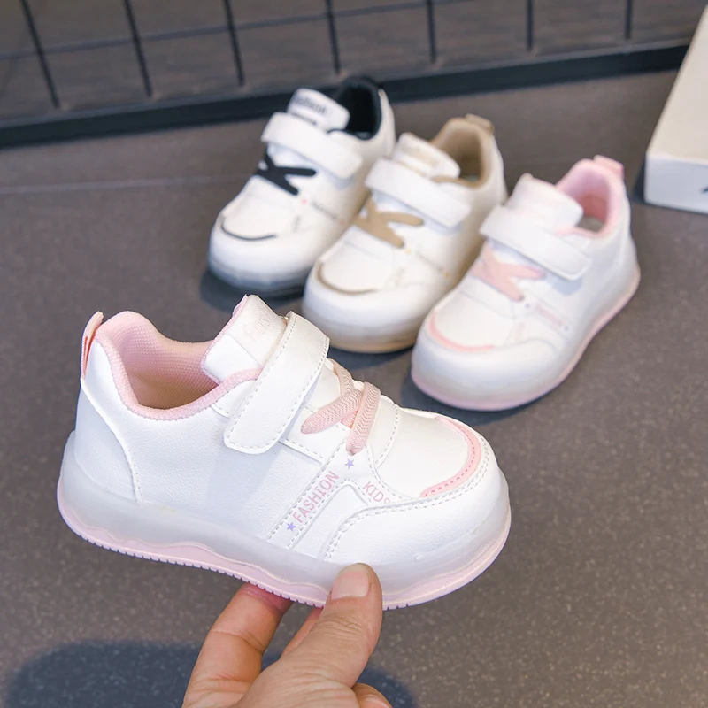 

Модные детские кроссовки 2026 года: Новинка весны, светящиеся, дышащие, нескользящие, для мальчиков и девочек, повседневная обувь