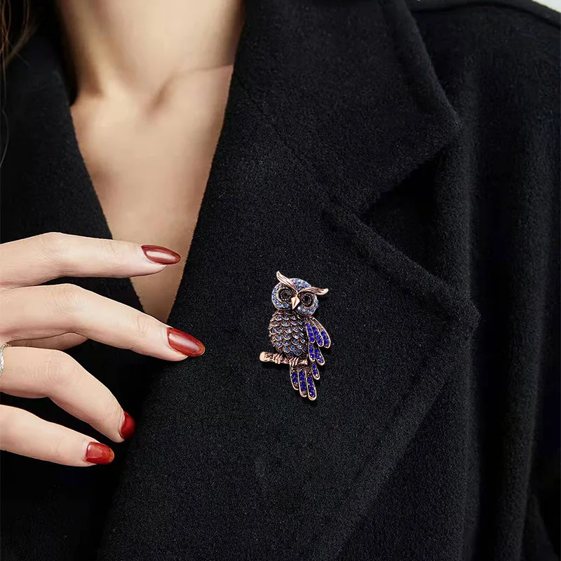 Luxury Rhinestone Studded Blue Purple Owl Brooches For Women Clothing Suit Accessories Vintage Elegant Owl Brooch Pins Jewelry