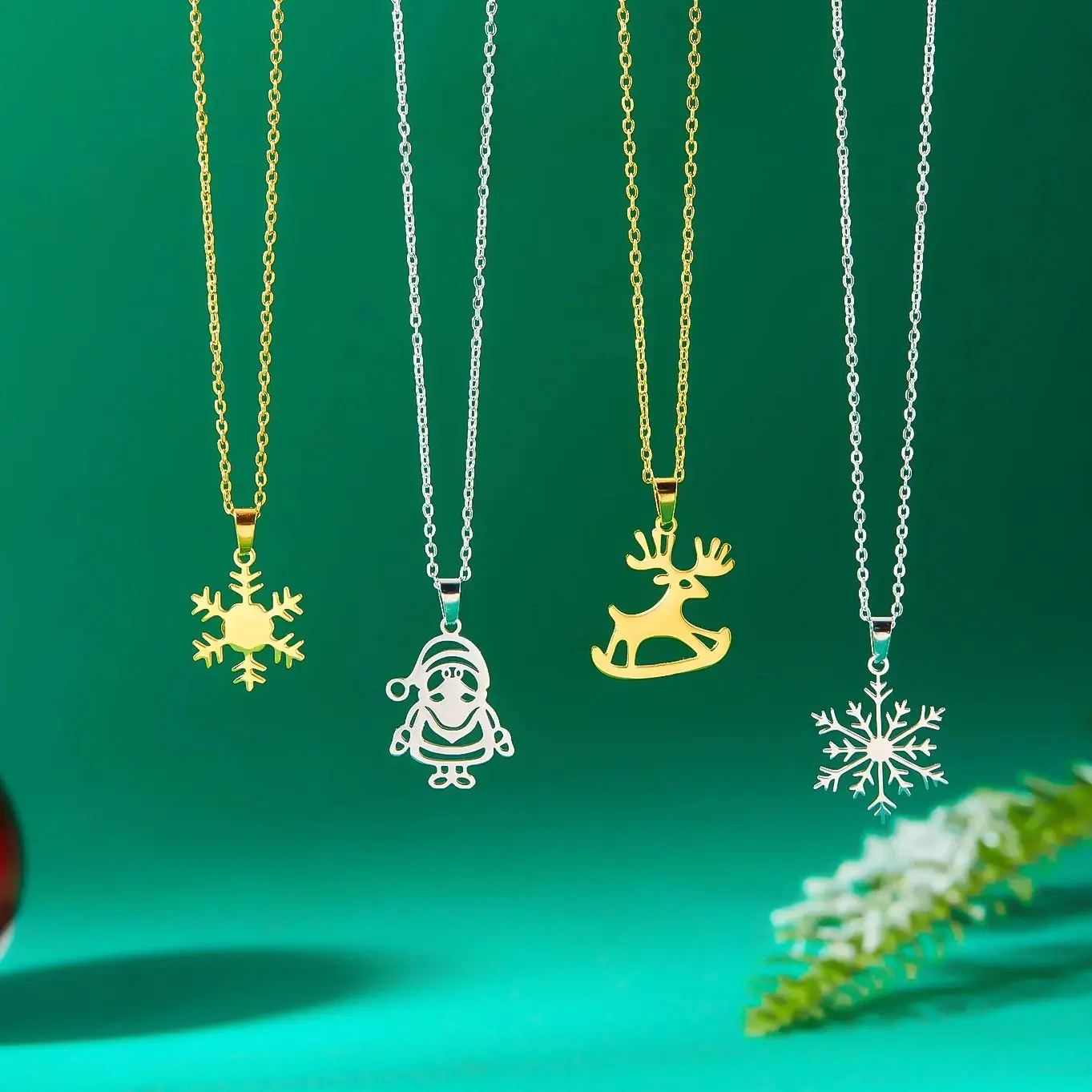 Minimalistische Weihnachts-Anhänger-Halskette aus Edelstahl für Frauen, Schneeflocke, Weihnachtsmann, Elch-Halskette, Freundschaft, Hochzeit, Party-Schmuck – Detail 3