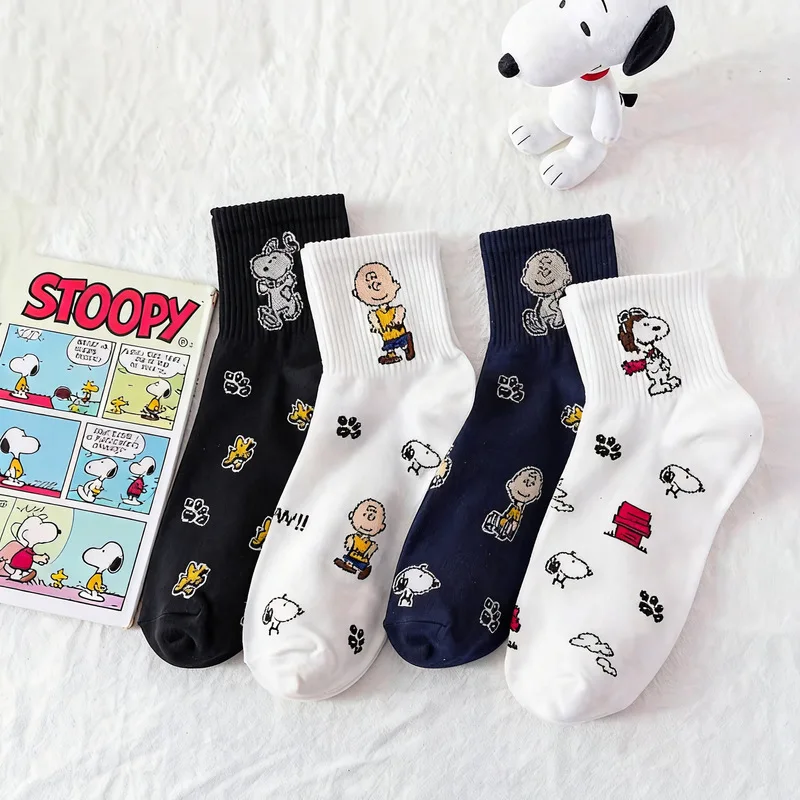 4/8 pares de calcetines tobilleros de dibujos animados de Snoopy para mujer y hombre, calcetines de verano con estampado de Anime, calcetines informales transpirables de uso diario, calcetines de corte bajo para adultos